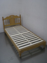 bed1.1.jpg